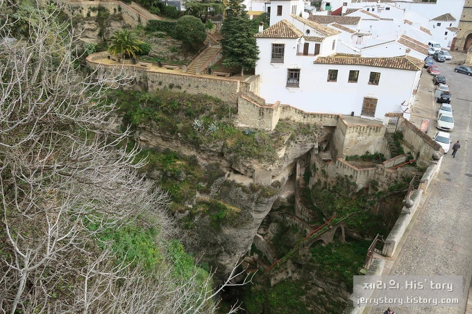 211C285057DC10AE123805