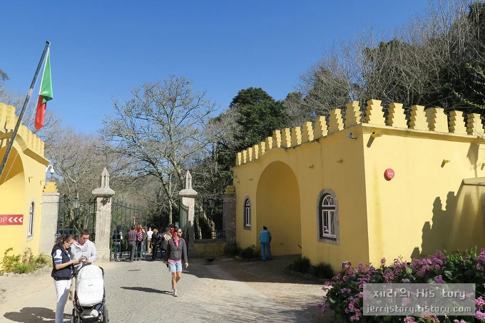 2173EA4455B6C2290DD2BE