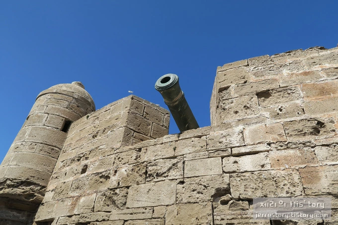 27517E40572B60A517A4FA