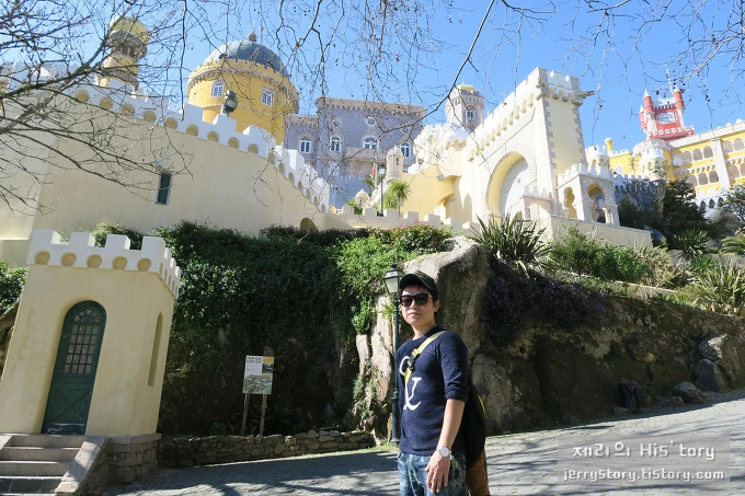 24688C4455B6C2261428D9