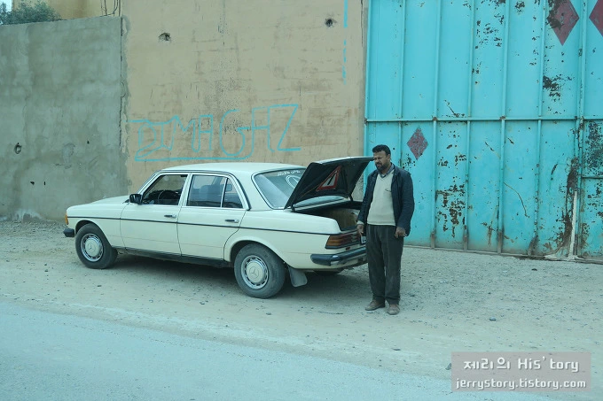 251F403B571265522EA763