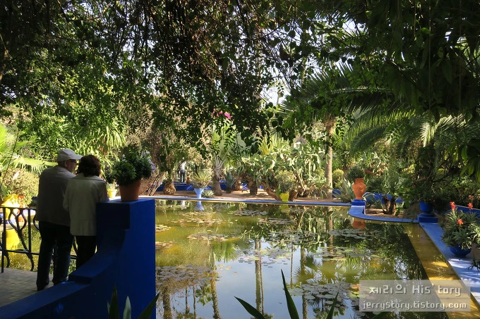 2302DE3C57387EC1268304