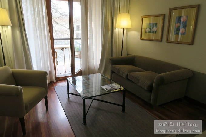 21625E3657B899DD0A0E3C