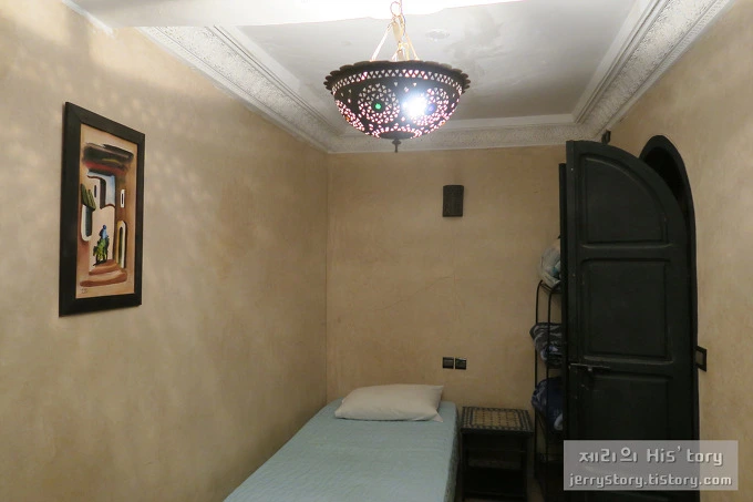 244BFA3356627C06336AA2