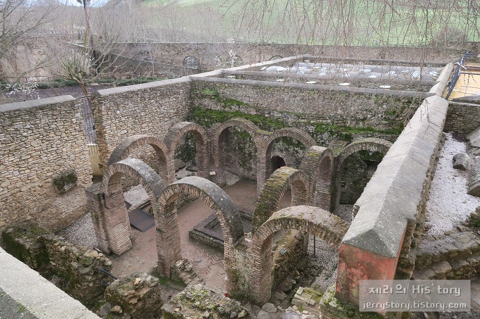 246BC94D57DC10CC346844