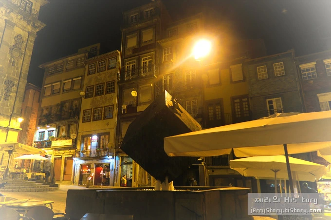 2247E840559A11F82F27C0