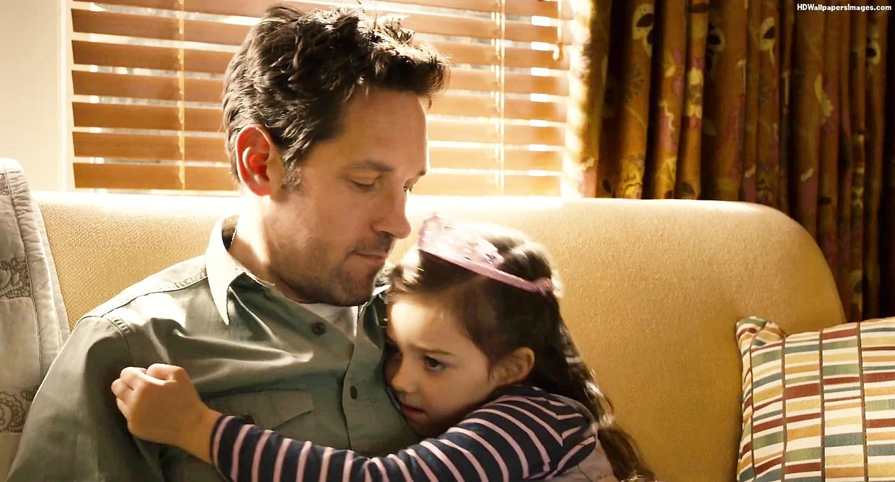 Ant-Man-Paul-Rudd-With-Daughter-Images.jpg