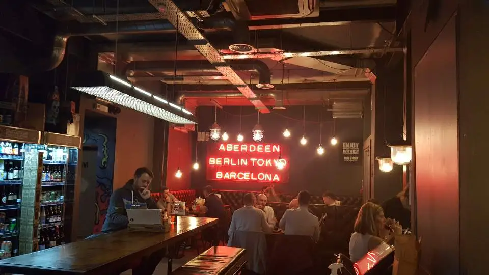 애버딘 브루독.jpeg