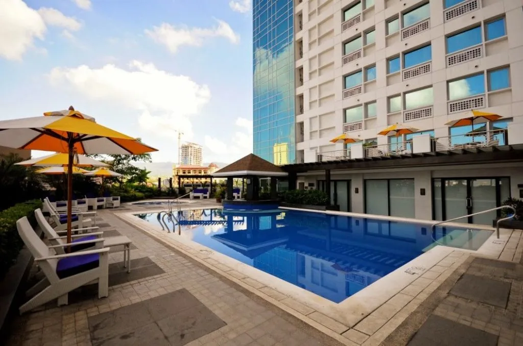 Best-pool-place-Quest-Hotel-and-Conference-Center-Cebu-1024x679.jpeg
