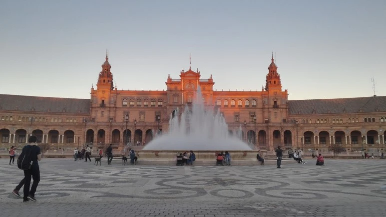 20151112_180421_HDR.jpg?type=w773