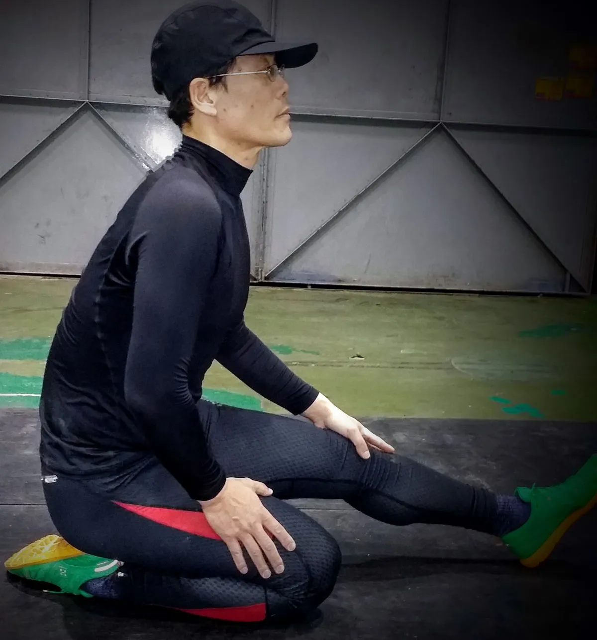 2548E24C56DB1F6D04F06B