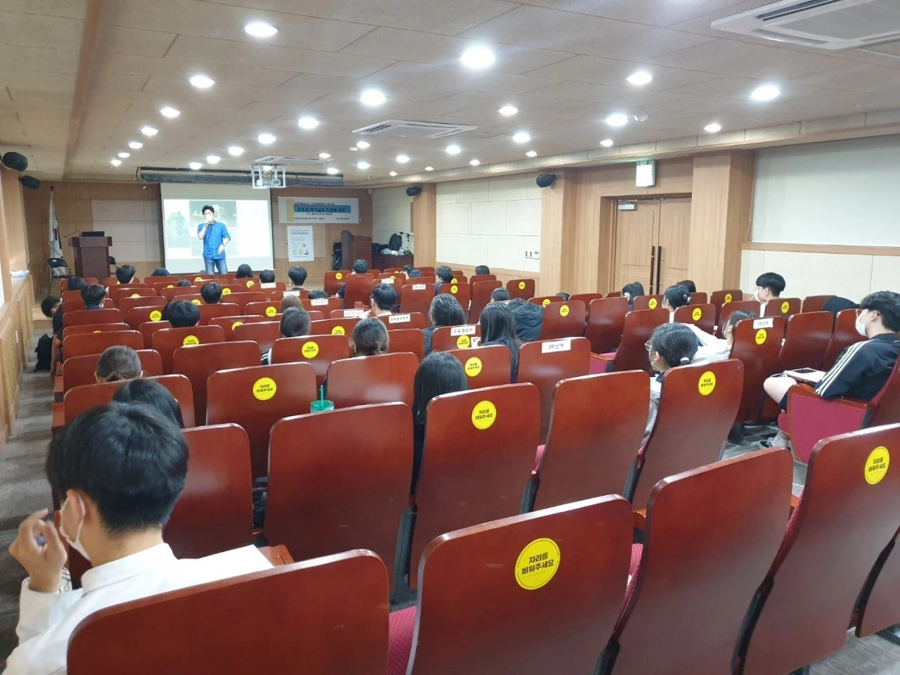 4_2j3Ud018svc1p4fwiguw7mkf_bb9w4o.jpg?type=e1920_std