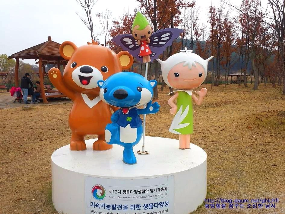 2724043558A4E7DE3366FB