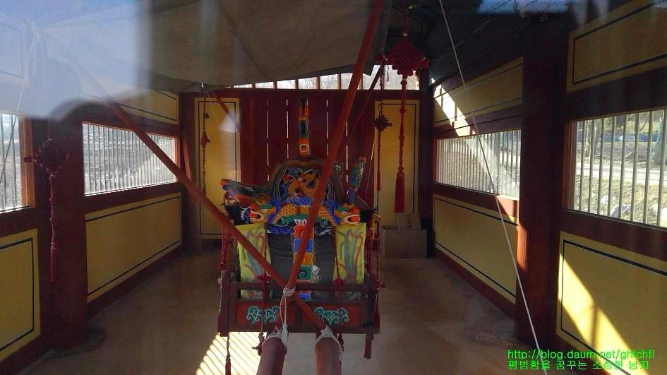 2137513558D8CF2229C004