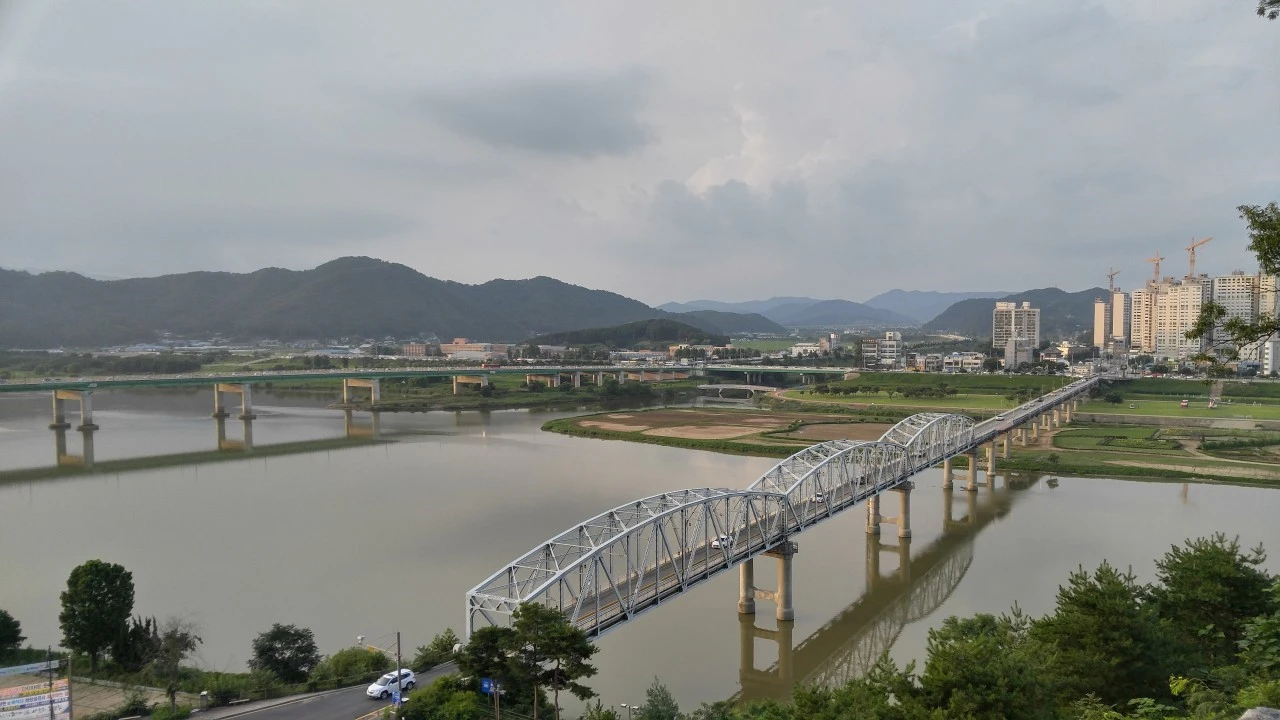 i_c6eUd018svc1ywdz3n379xb_bb9w4o.jpg?type=e1920_std