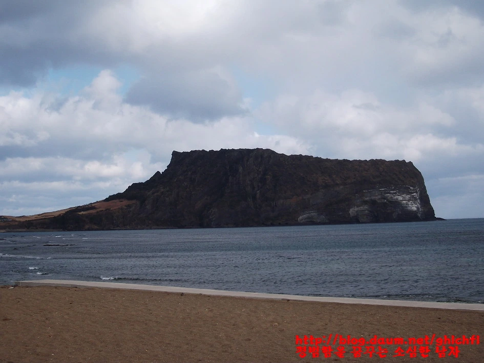 236D983952F23FB7013F3A