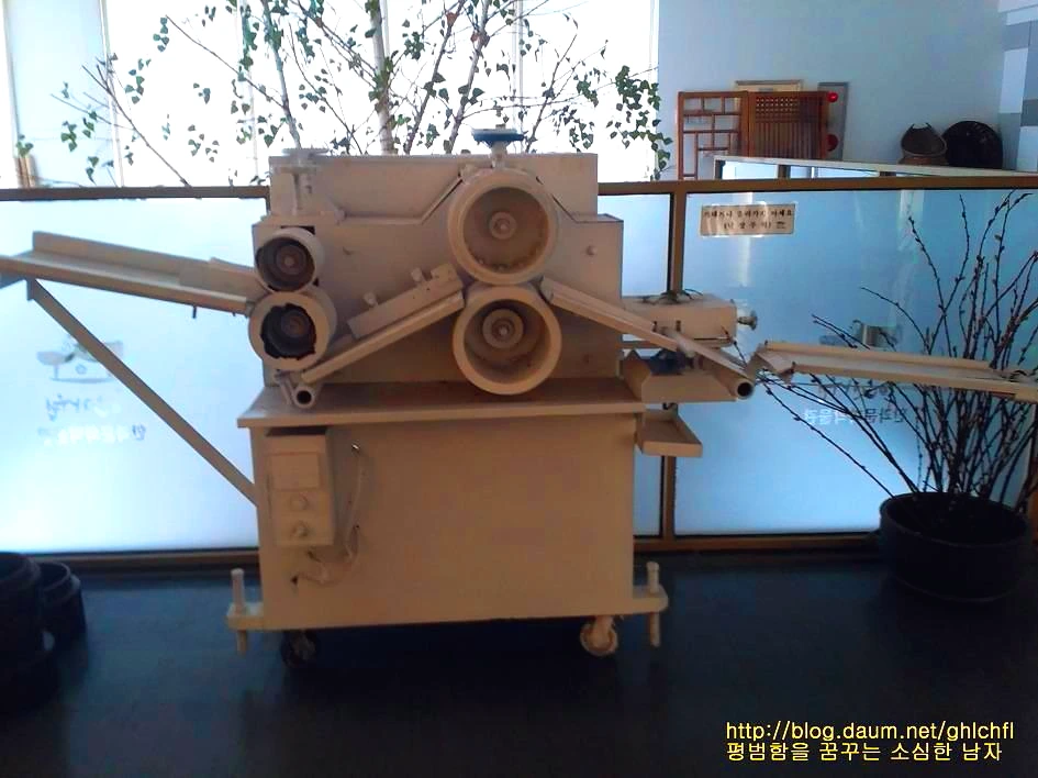 244A7E4E58B4AEFF19B1FD