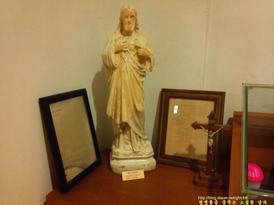 227F8A35562EE6881A9808