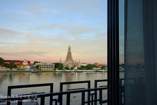 2410373459466B6A25A617