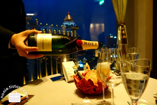 266A294F574D081D1EE319