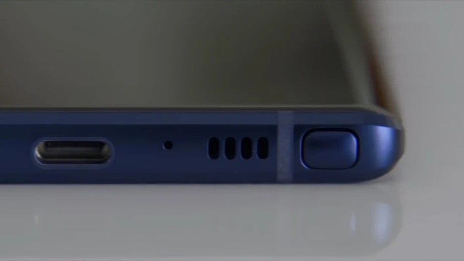 Galaxy_Note9%E2%80%99s_Refined_Design_and_Infinity_Display.mp4_000023938.jpg?type=w1