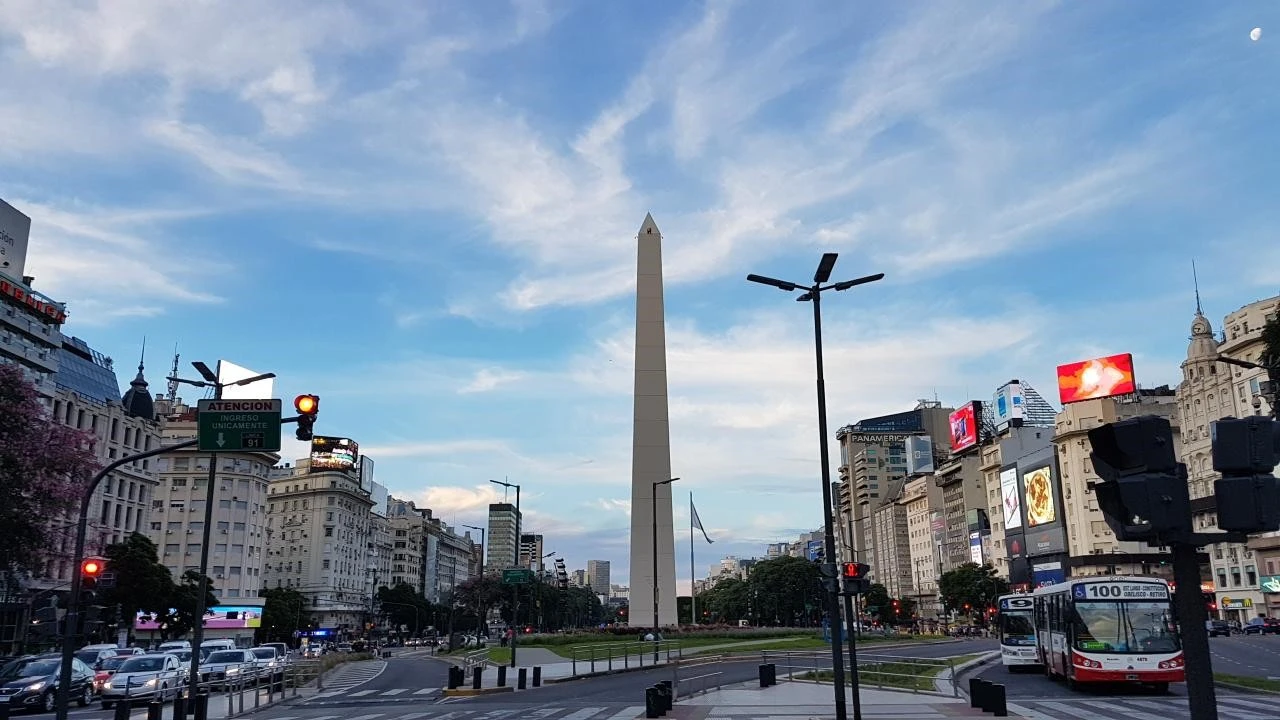 e_929Ud018svc11vqfofbxlj6_miekas.jpg?type=e1920_std