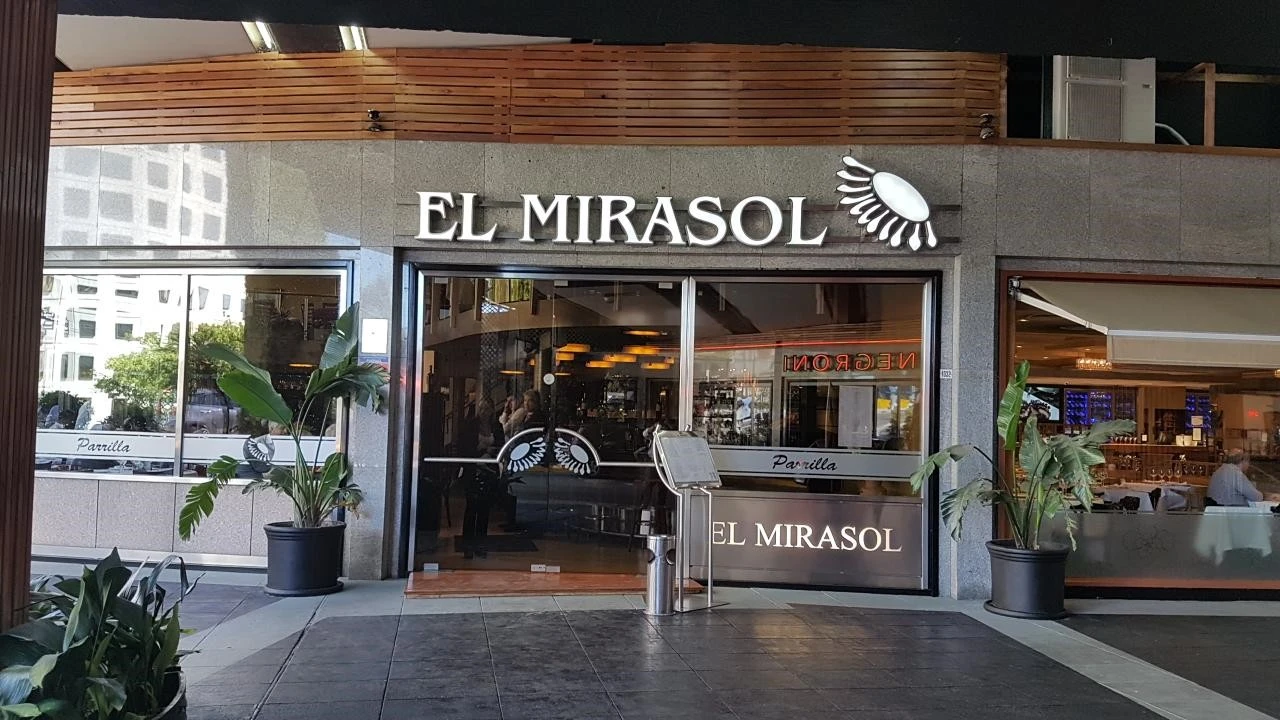 0_g3gUd018svcnkru2bkoqzca_miekas.jpg?type=e1920_std