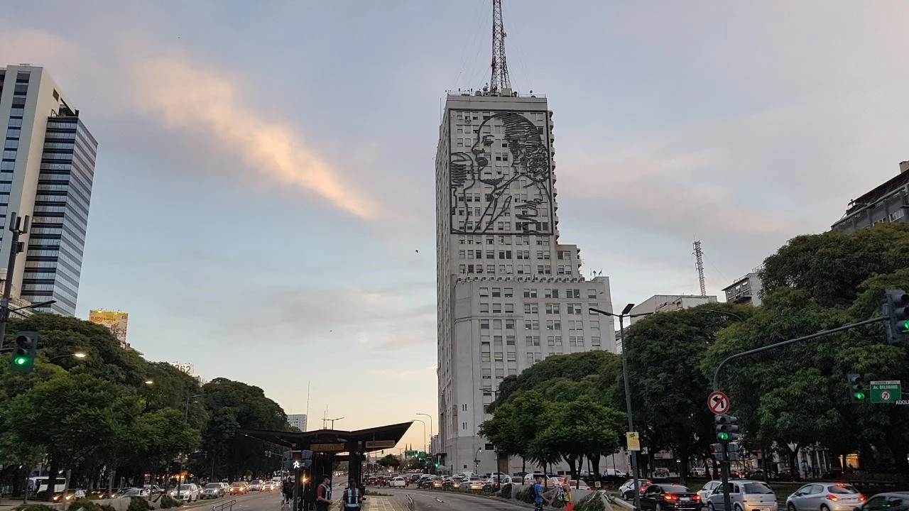 j_f3fUd018svc14rtus8y7jobx_miekas.jpg?type=e1920_std