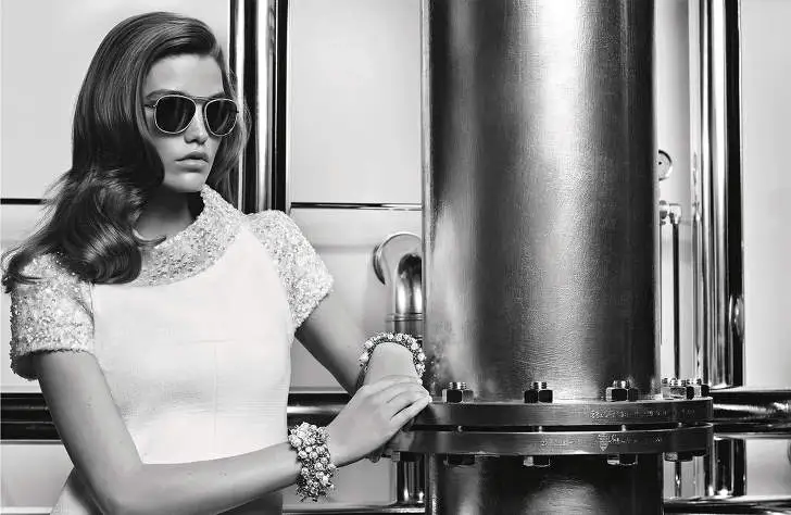 99430F3359AE585102347A