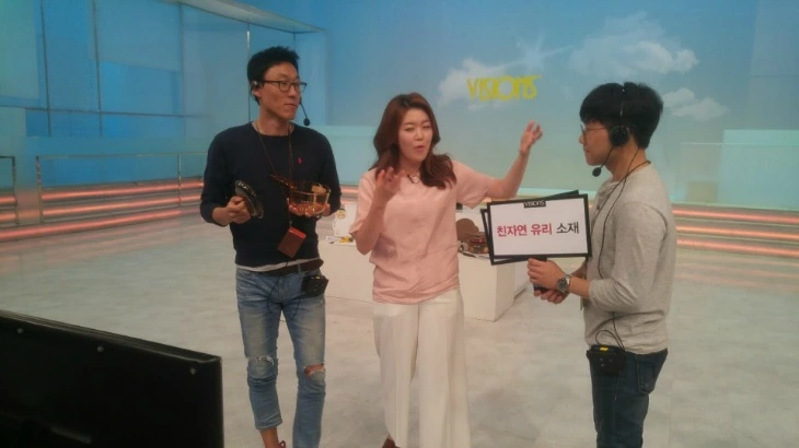 997EC23359ACBA3F206F5D