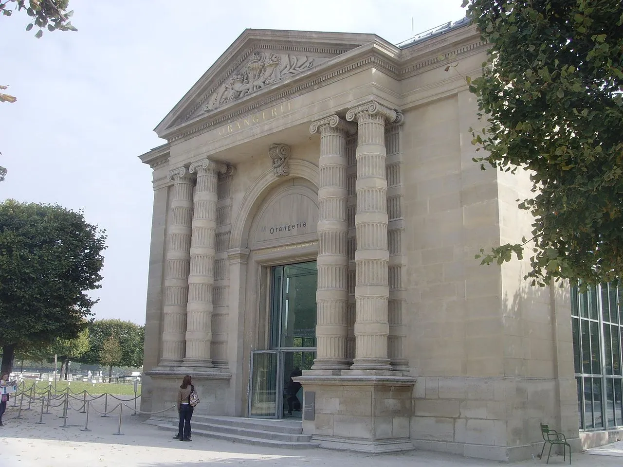 1280px-Musée_de_l’Orangerie_exterior.JPG