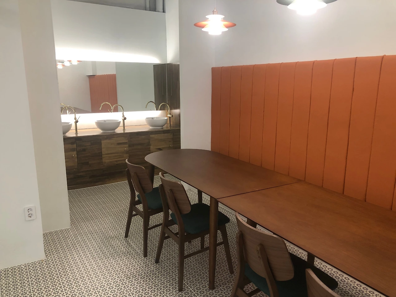 초록점빵내 별실.jpeg