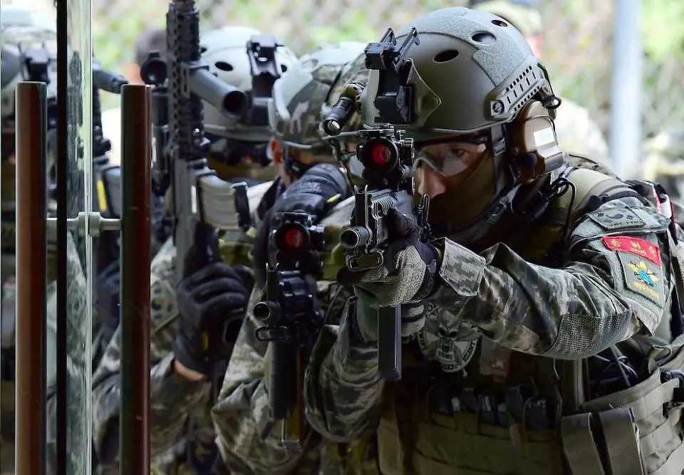 99EB5F455AF0F05B340A87