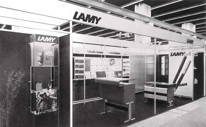 1972_S_9_Messestand_ger.jpg