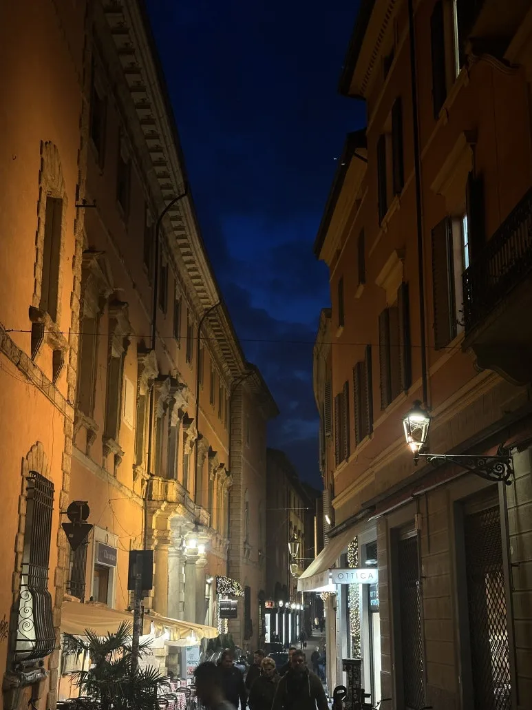 IMG_2417.JPG?type=w773