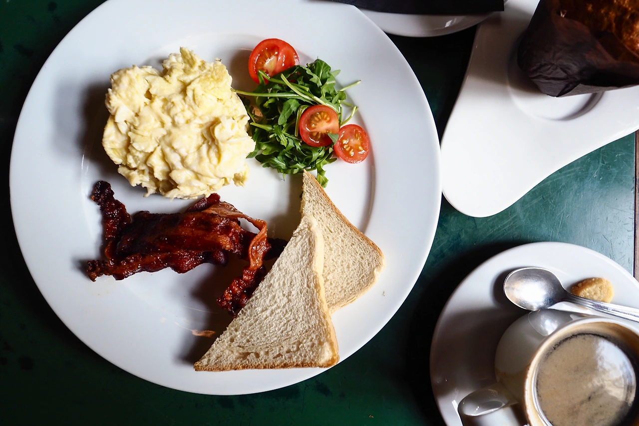 221C883B56C5817A295EC7