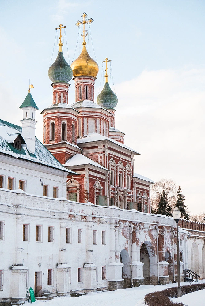 267F063B54E22C1B051F77