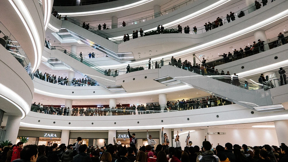 255D814254E229F61640E8