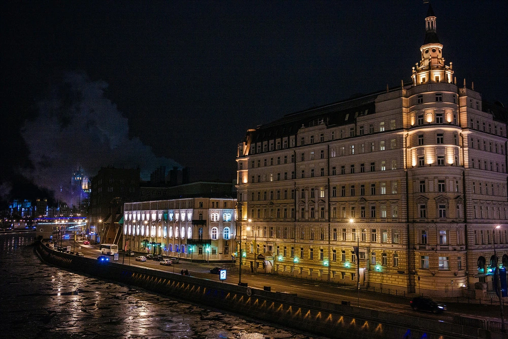 242DA73654E2D3E31A5DCB