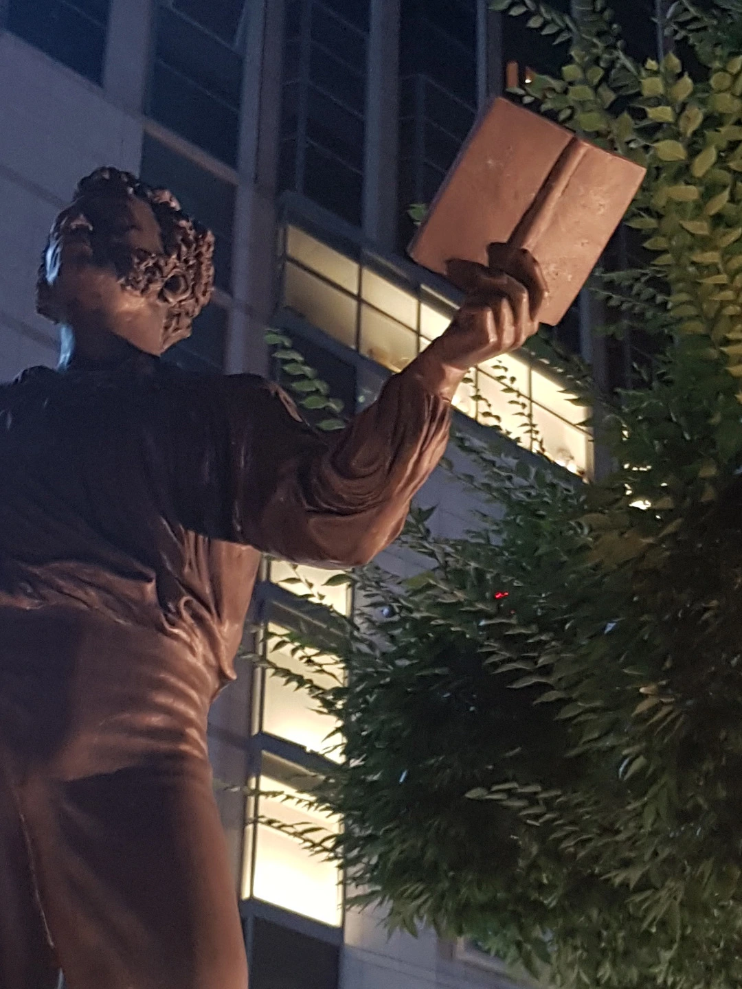 217F065057C6A0D70E246B