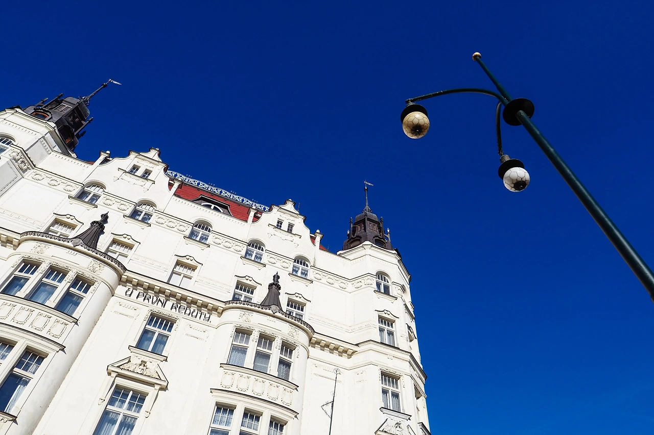 235CD63B56C5816F08F7D6