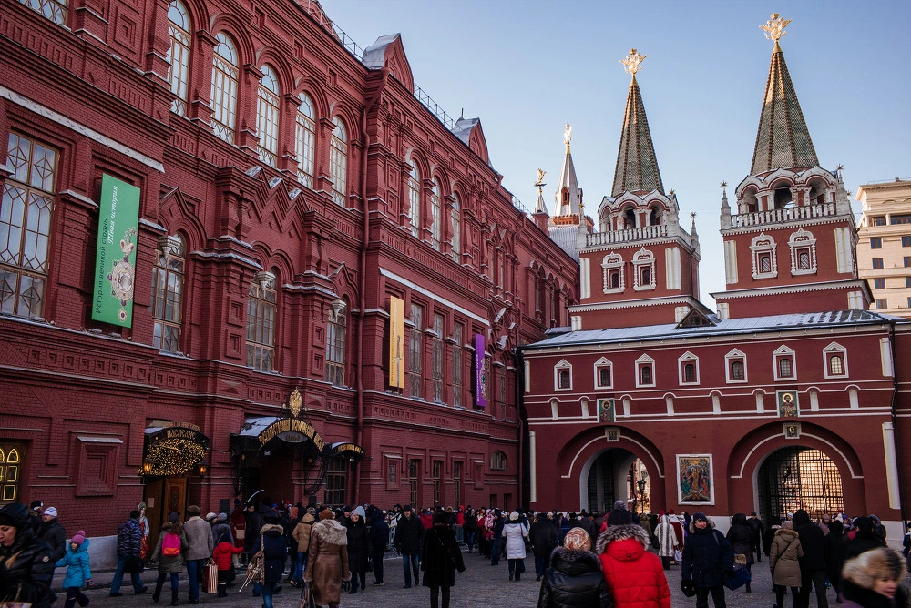 2352DB4954C12FFB1678F6