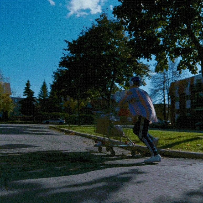 Mommy.2014.720p.BluRay.x264.AAC-YTS.MX.mp4_001812894.gif?type=w773