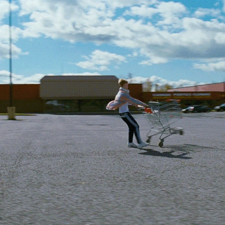 Mommy.2014.720p.BluRay.x264.AAC-YTS.MX.mp4_001762635.gif?type=w773