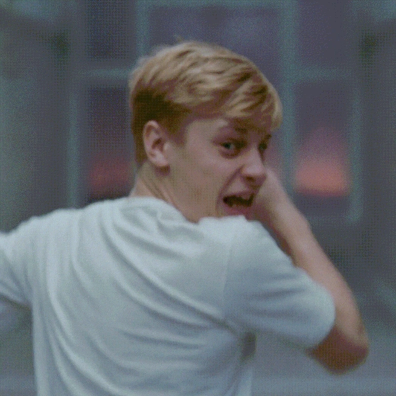 Mommy.2014.720p.BluRay.x264.AAC-YTS.MX.mp4_008051376.gif?type=w773