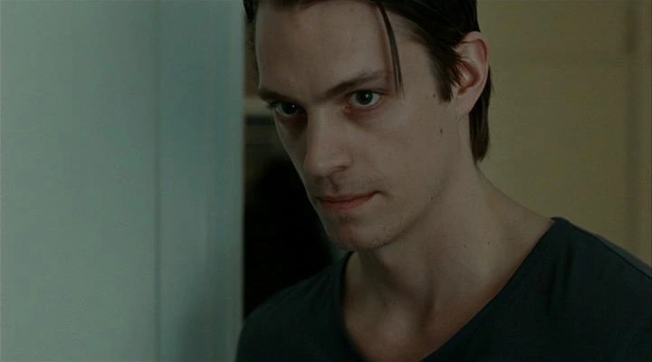 2009.In.Your.Veins.DVDRip.mkv_002815400.jpg?type=w773