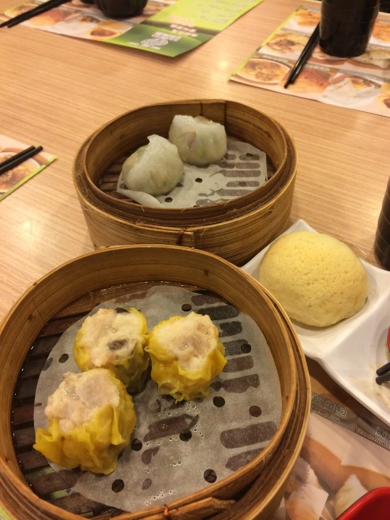 247BA33F541290F8194588