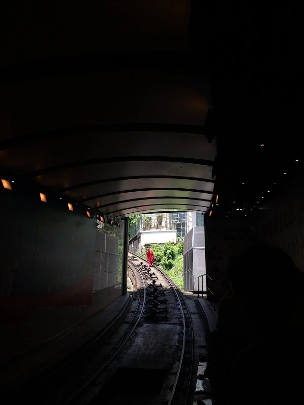 2764D64B5405C20C1EF6FA