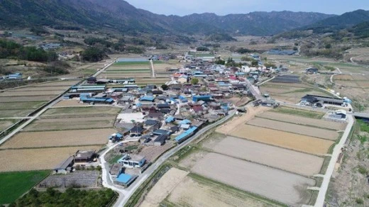 c_a02Ud018svc1xbw2qqmgjno6_hg7krz.jpg?type=w520