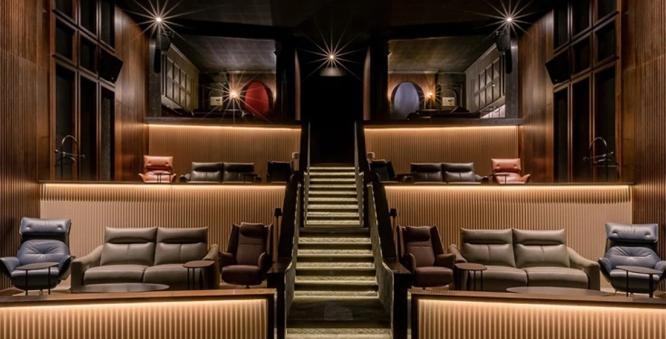 cgv_%EB%AA%A8%EC%9D%B8%EC%B8%A0_specialtheater_suitecinema_00.jpg?type=w966